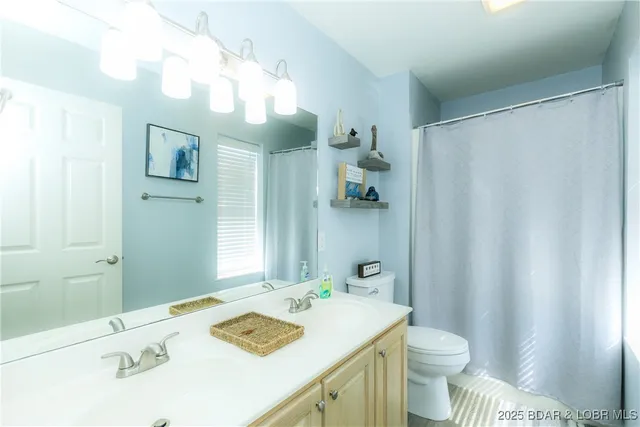 $365,000 | 601 Park Pl Drive, Unit 1A, Kaiser, MO 65047