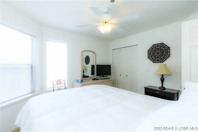 $365,000 | 601 Park Pl Drive, Unit 1A, Kaiser, MO 65047