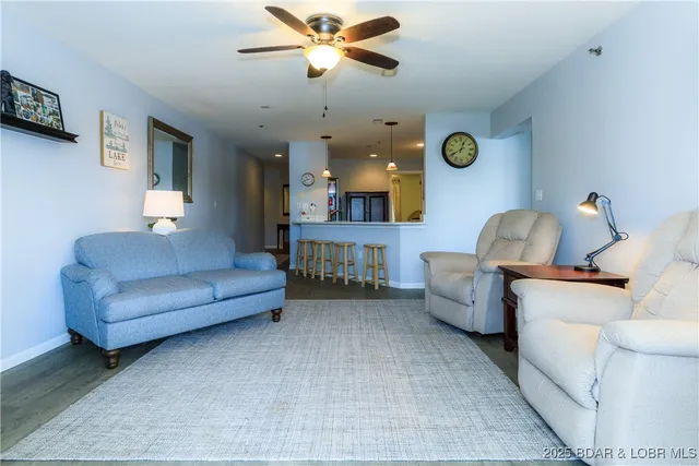 $365,000 | 601 Park Pl Drive, Unit 1A, Kaiser, MO 65047