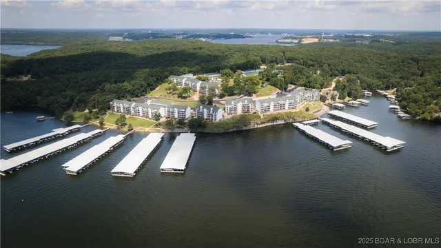 $365,000 | 601 Park Pl Drive, Unit 1A, Kaiser, MO 65047