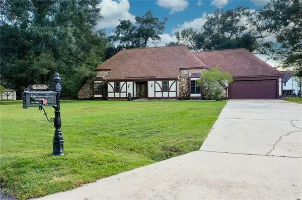 $2,100 | 1382 Bristol Court, Slidell, LA 70460