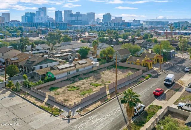 $1 | 821 West McKinley Street, Unit 2, Phoenix, AZ 85007