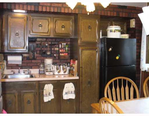 1422 Rutherford Avenue Beechview, PA 15216 - Photo 4 of 8 Kitchen.