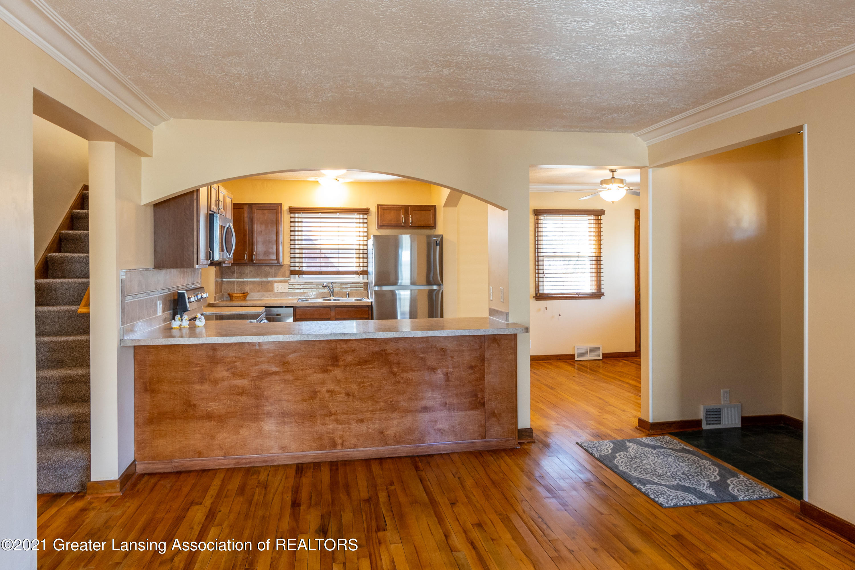 1785 Hamilton Road Okemos, MI 48864 - Photo 10 of 54 Living Room