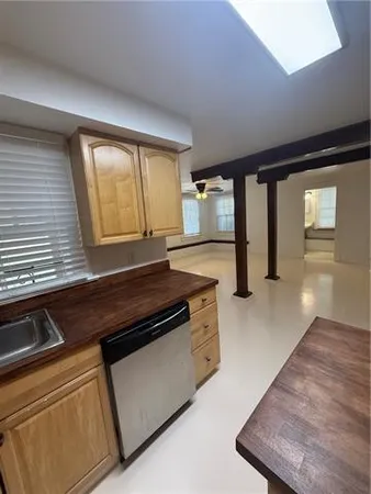 $1,800 | 2520 Jefferson Avenue, New Orleans, LA 70115