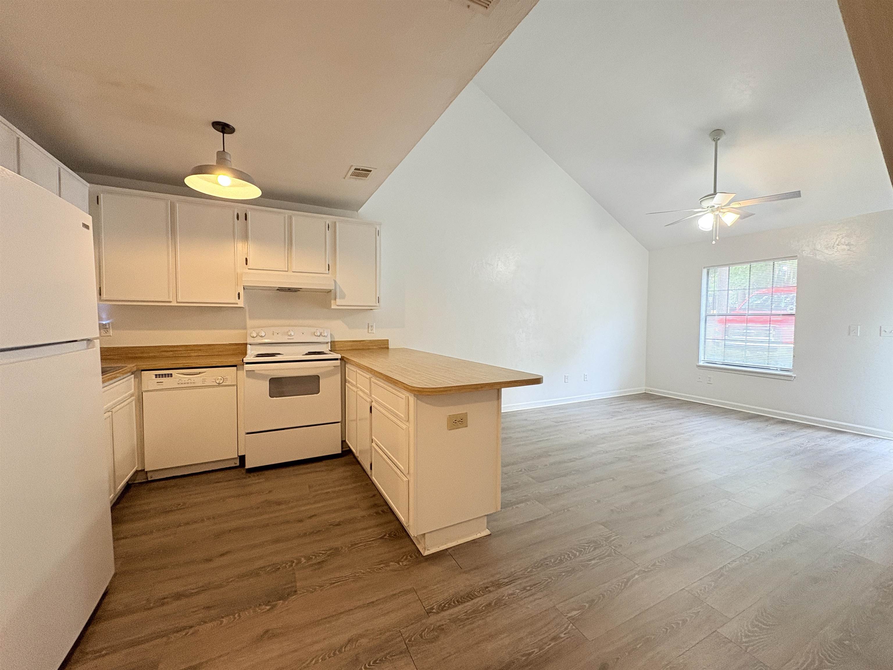 1272 High Road Tallahassee, FL 32304 - Photo 5 of 15