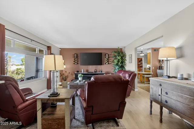 $429,500 | 649 North 61st Place, Mesa, AZ 85205