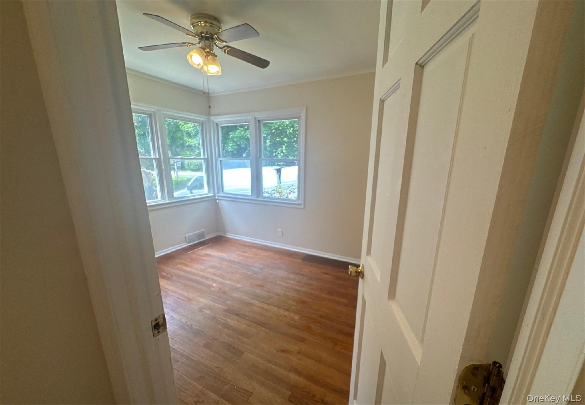 6900 Main Bayview Road Southold, NY 11971 - Photo 8 of 14