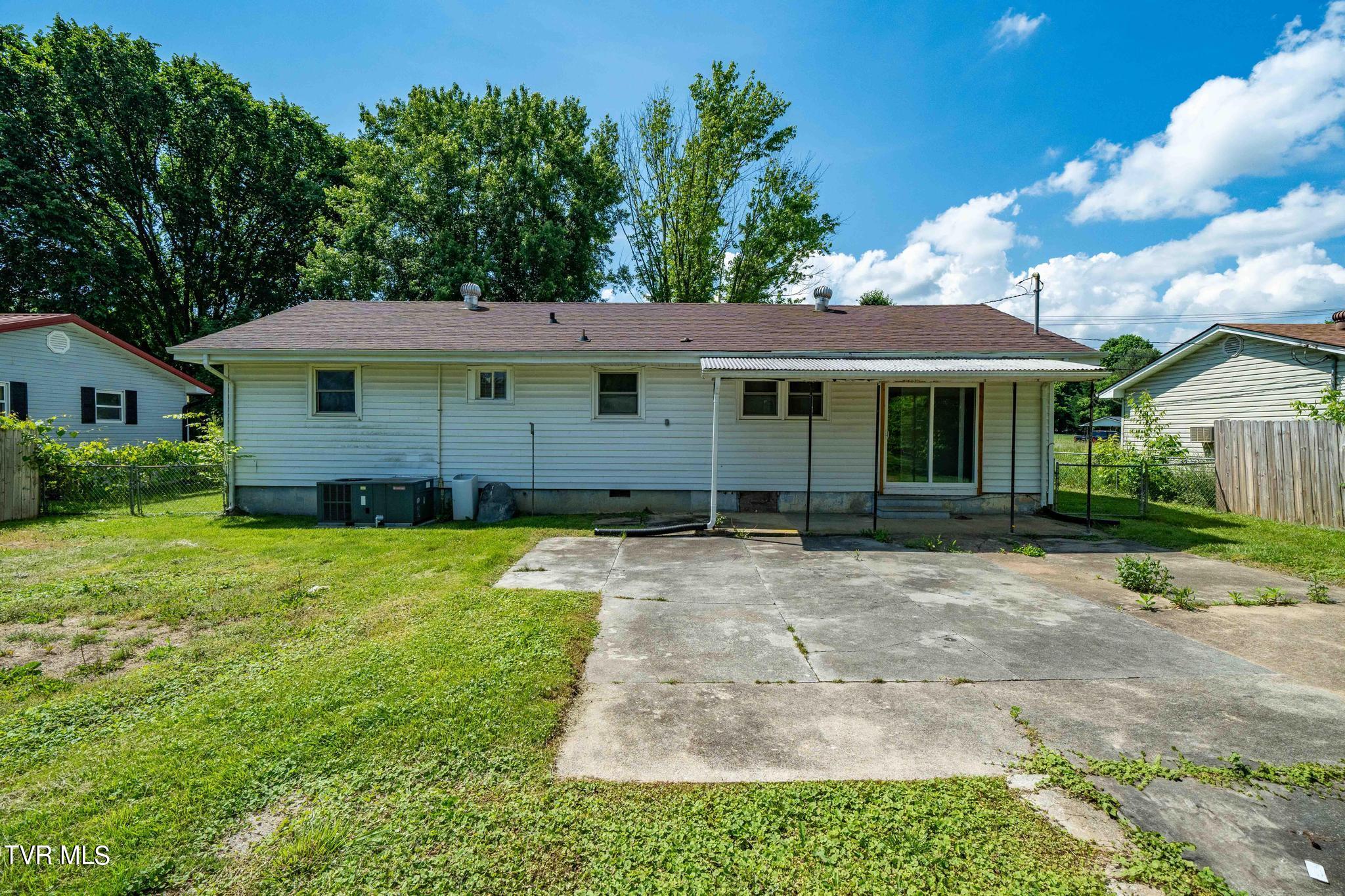 422 Gap Creek Road Elizabethton, TN 37643 - Photo 26 of 26 422 Gap Creek Road (13 of 40)
