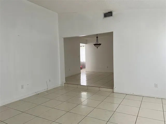 $3,800 | 1107 Northwest 84th Drive, Coral Springs, FL 33071