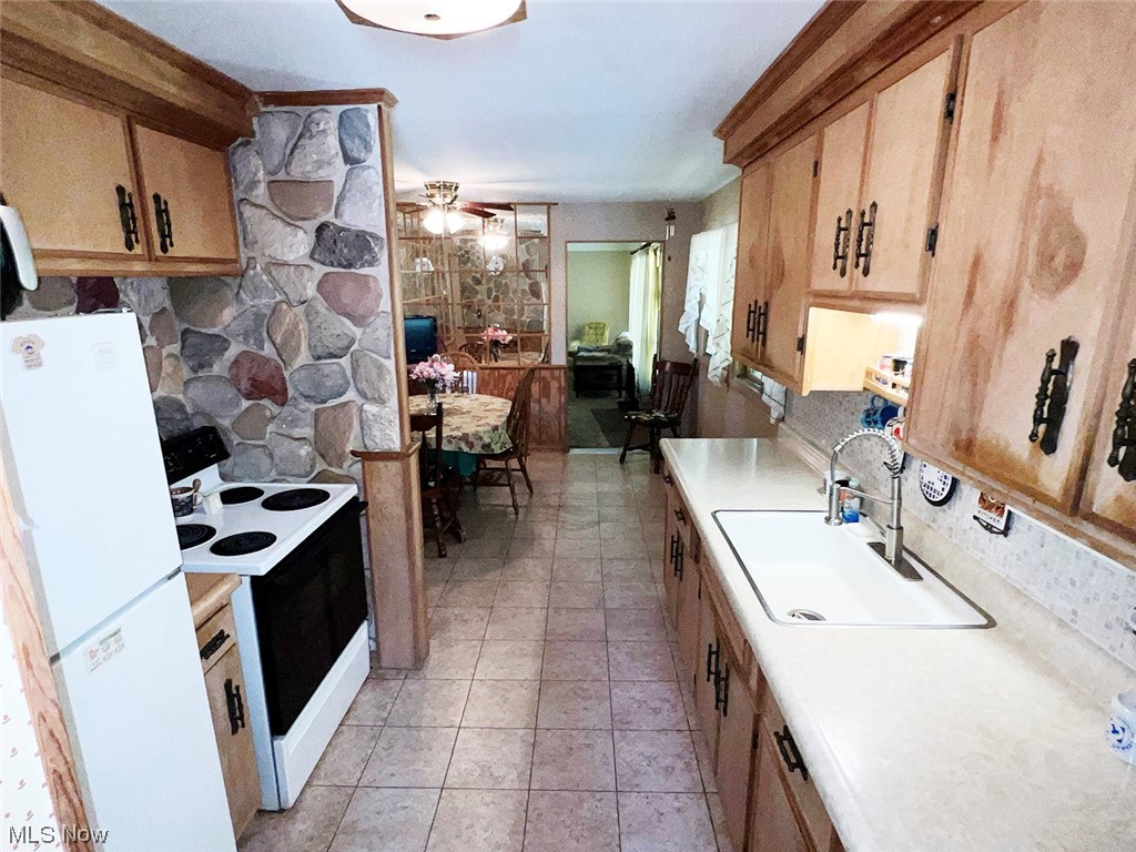 37500 Bainbridge Road Solon, OH 44139 - Photo 12 of 15 Gallery Image 12