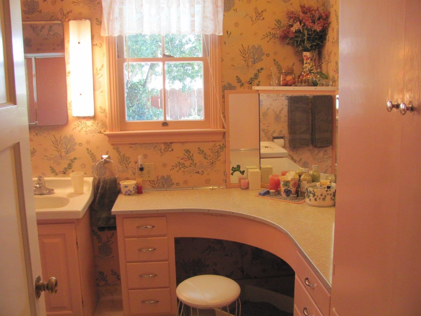 171 Riker Terrace Salinas, CA 93901 - Photo 7 of 19 Gallery Image 7
