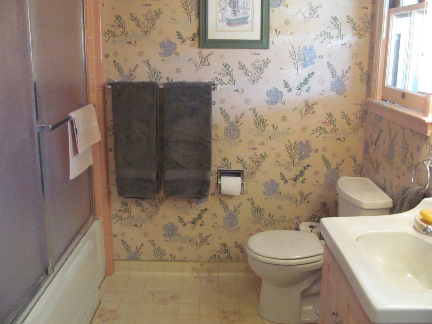 171 Riker Terrace Salinas, CA 93901 - Photo 8 of 19 Gallery Image 8