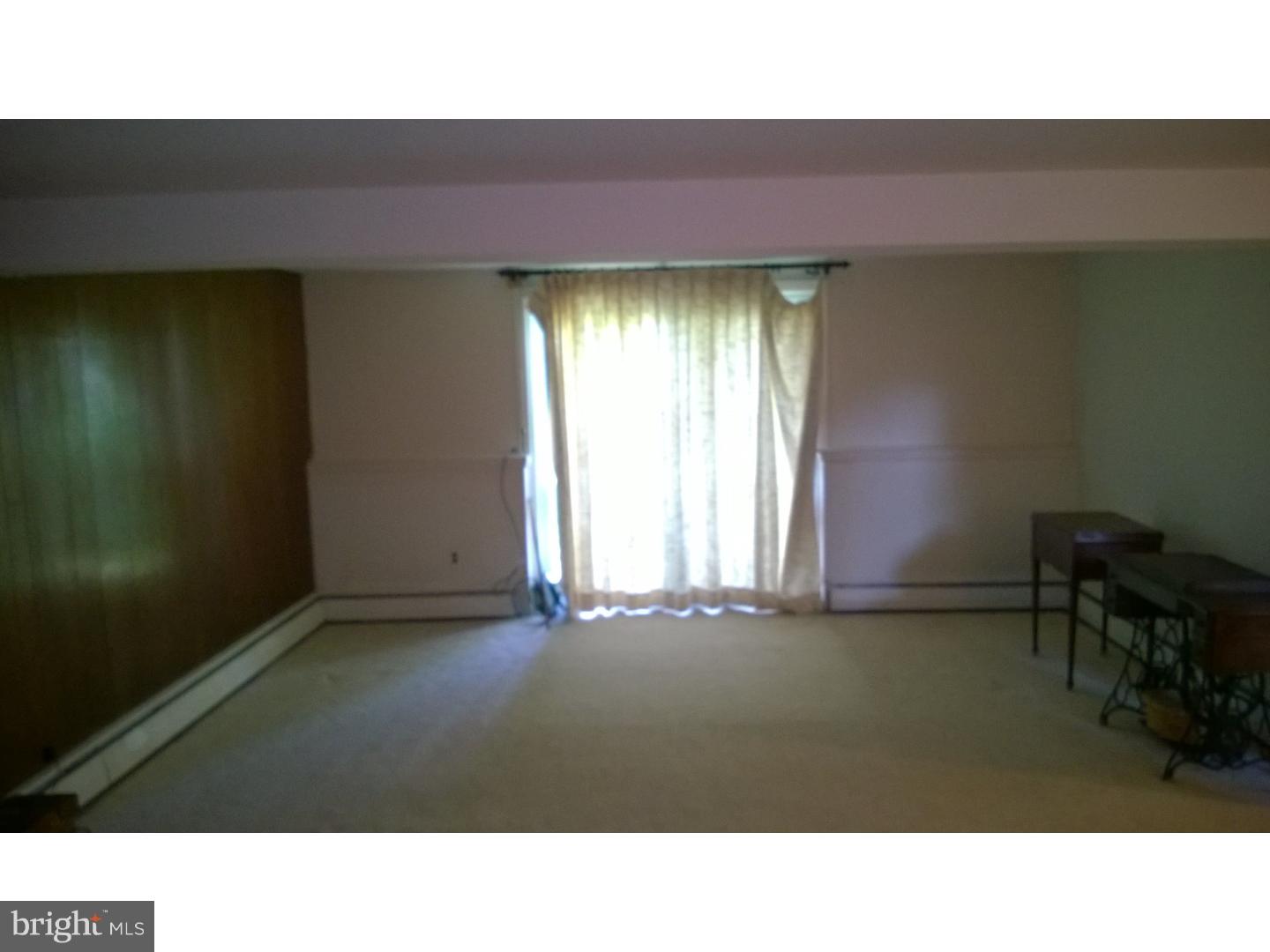 1550 School Road Hatfield, PA 19440 - Photo 11 of 17 Family Room