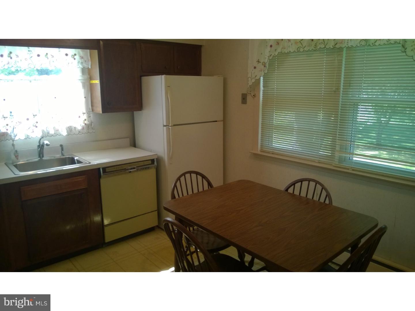 1550 School Road Hatfield, PA 19440 - Photo 6 of 17 Kitchen