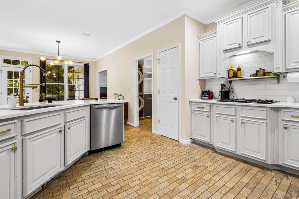 6244 Providence Club Drive Mableton, GA 30126 - Photo 9 of 49 Gallery Image 9