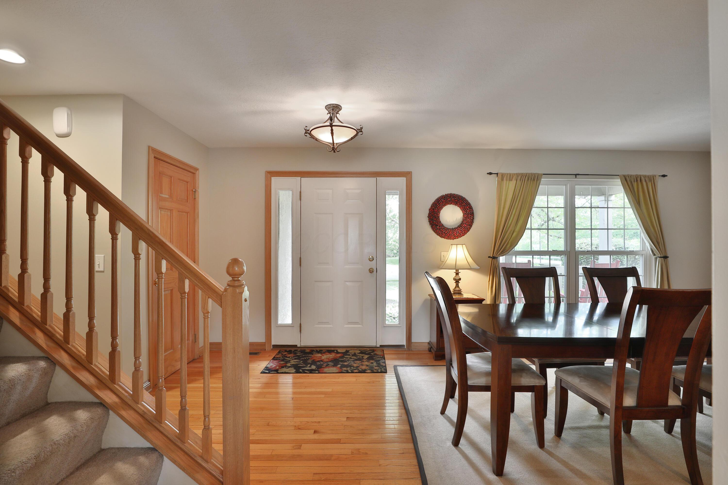 573 River Trace Road Westerville, OH 43081 - Photo 6 of 59