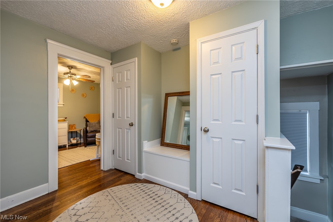 3291 East Overlook Road Cleveland Heights, OH 44118 - Photo 20 of 31 hallway