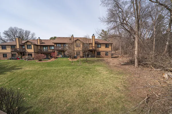$219,900 | 10742 Toledo Court, Bloomington, MN 55437