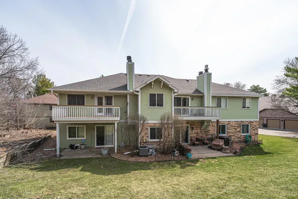 $219,900 | 10742 Toledo Court, Bloomington, MN 55437