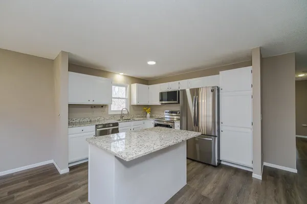 $219,900 | 10742 Toledo Court, Bloomington, MN 55437