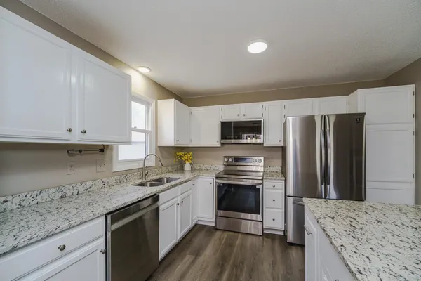 $219,900 | 10742 Toledo Court, Bloomington, MN 55437