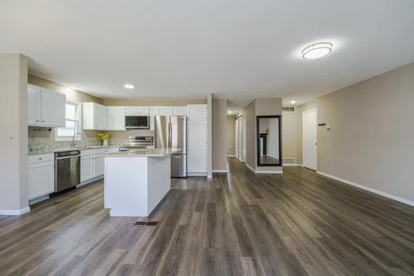 $219,900 | 10742 Toledo Court, Bloomington, MN 55437