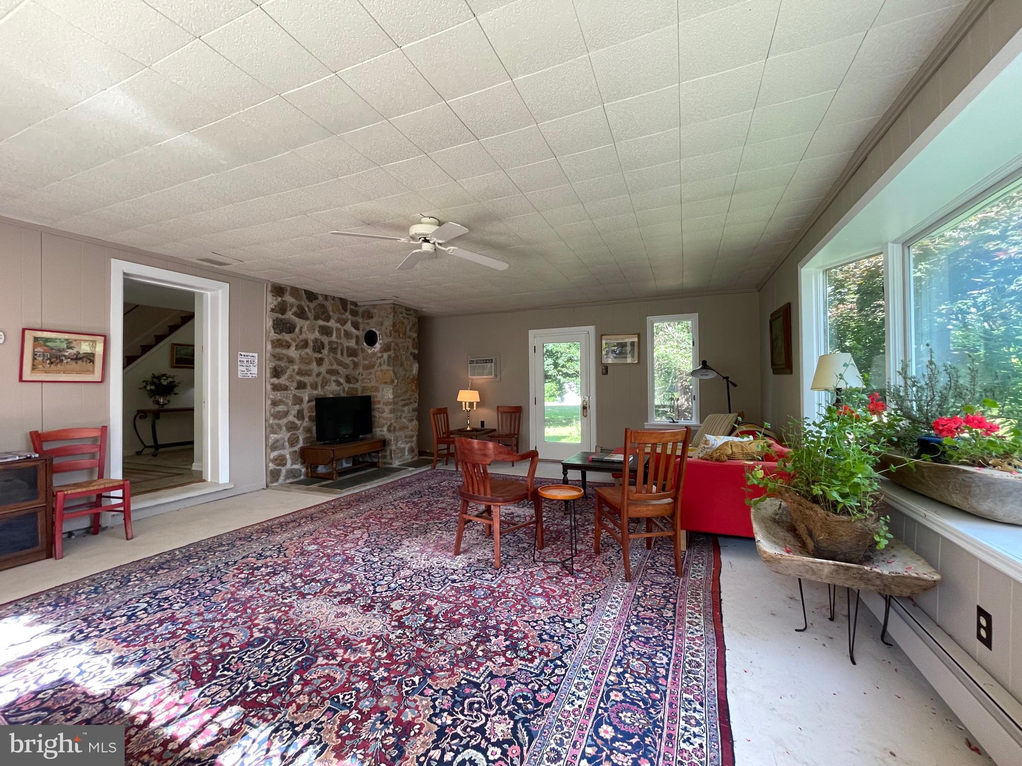 120 Diamond Rock Road Phoenixville, PA 19460 - Photo 20 of 86 MH Great Rm - potential for addition above?