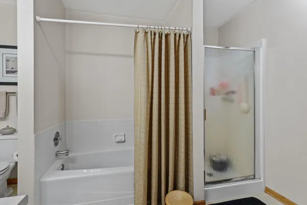 $279,900 | 2559 Sumac Circle, White Bear Lake, MN 55110