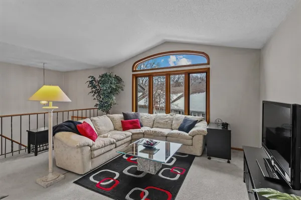 $279,900 | 2559 Sumac Circle, White Bear Lake, MN 55110