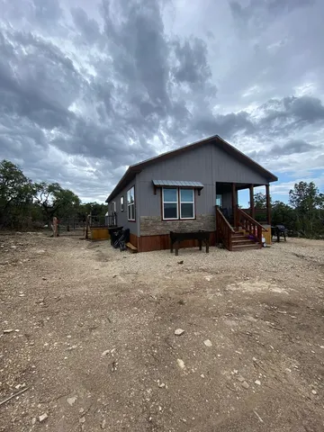 $2,000 | 1545 Elm Pass Road, Center Point, TX 78010