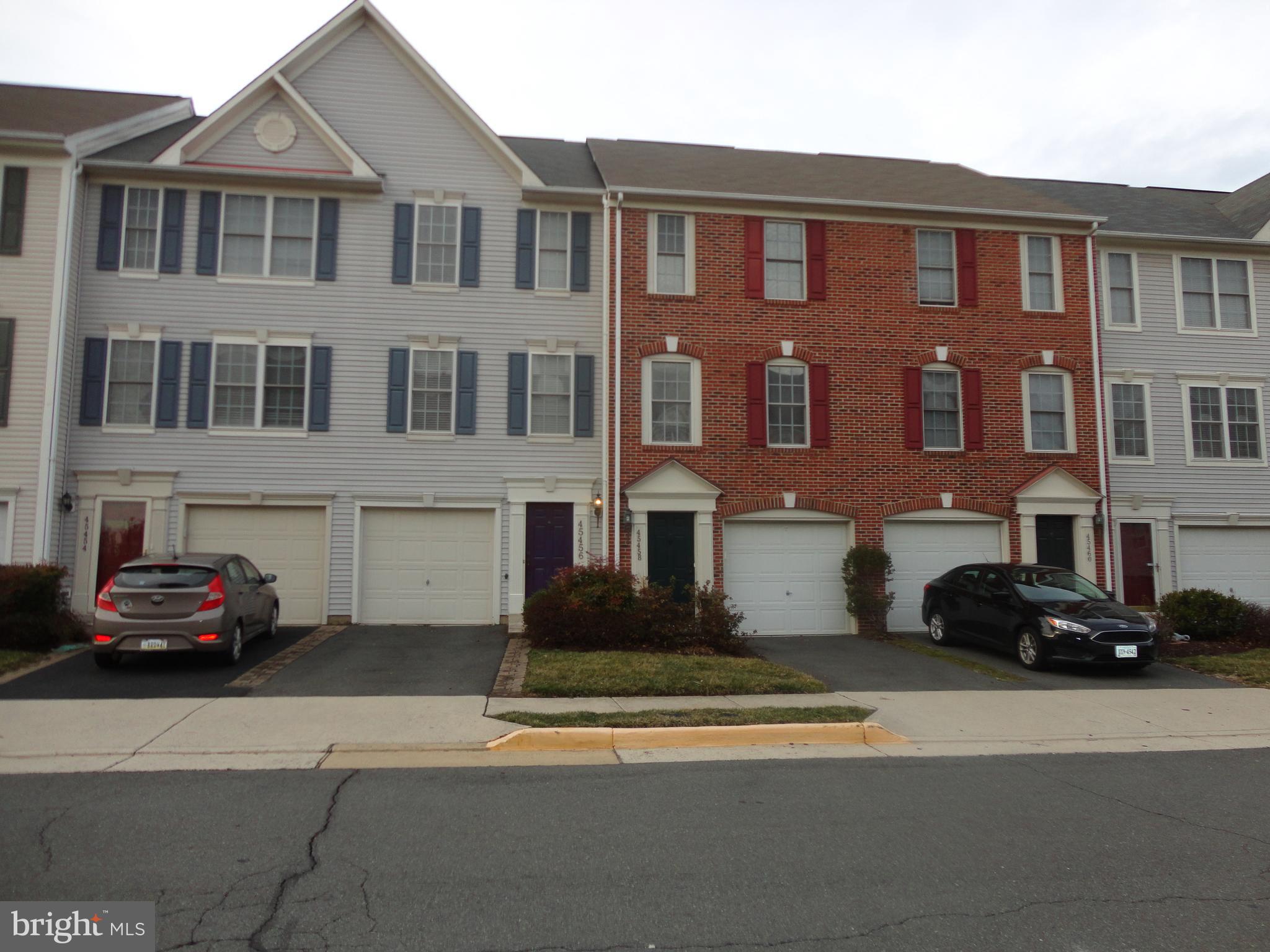 45456 Bluemont Junction Square Sterling, VA 20164 - Photo 3 of 29