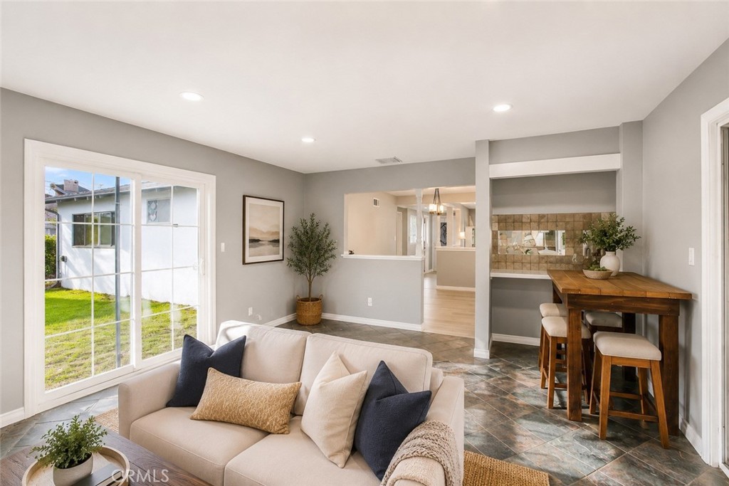 2255 Fig Street Simi Valley, CA 93063 - Photo 12 of 22