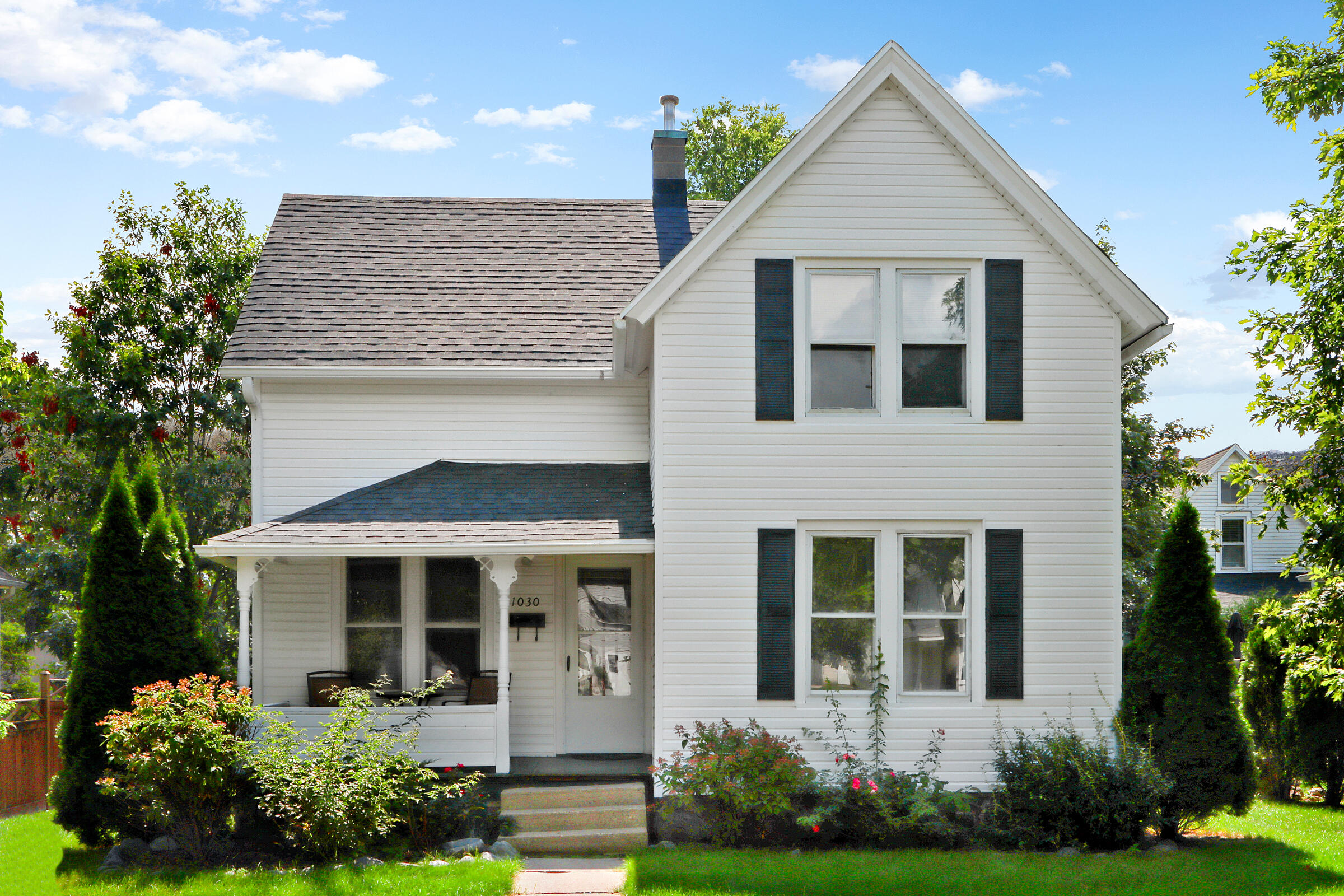 1030 Park Row Lake Geneva, WI 53147 - Photo 1 of 1 Front Elevation (A)