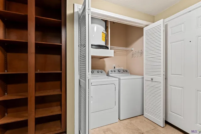 $159,900 | 6765 Corporate Boulevard, Unit 6102, Baton Rouge, LA 70809