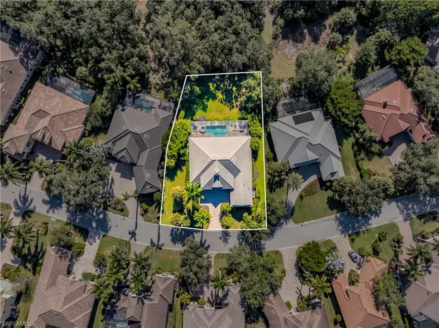 $949,000 | 13010 River Bluff Court, Fort Myers, FL 33905