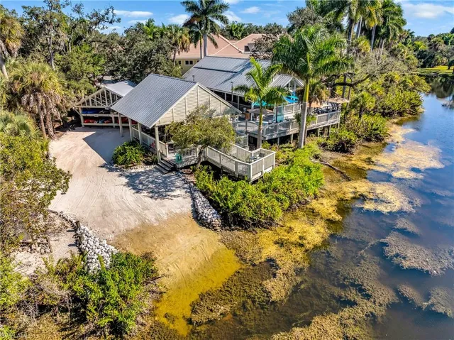 $949,000 | 13010 River Bluff Court, Fort Myers, FL 33905