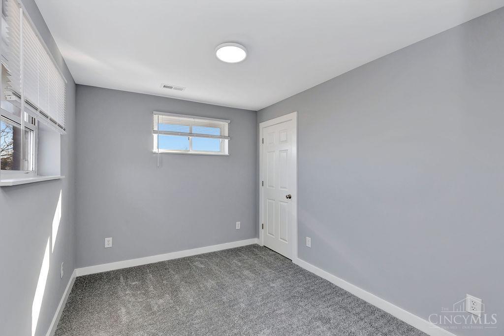 5265 Layhigh Road Hamilton, OH 45013 - Photo 24 of 40