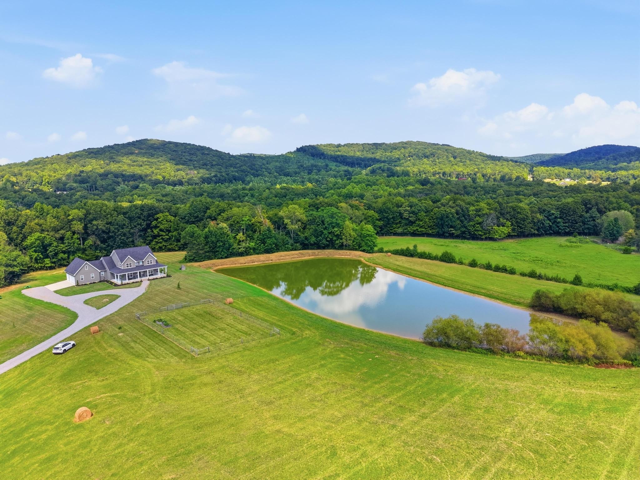 1692 Highland Mountain Road Rickman, TN 38580 - Photo 4 of 56 Gallery Image 4