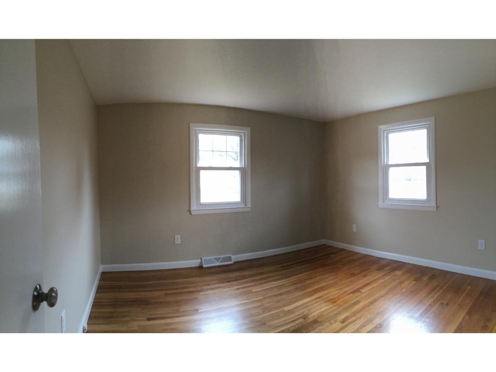 13 April Drive Nashua, NH 03060 - Photo 9 of 14