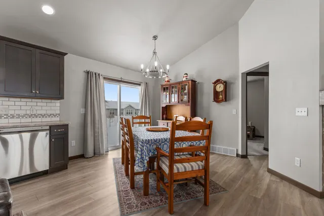 $449,900 | 1920 White Dove Lane, Kaukauna, WI 54130