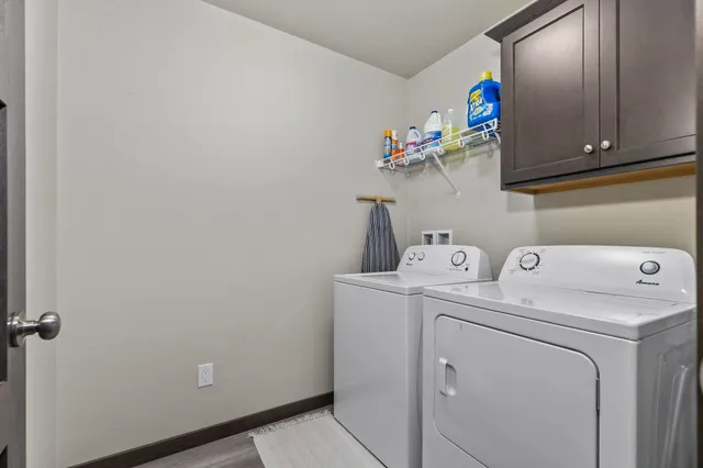 $449,900 | 1920 White Dove Lane, Kaukauna, WI 54130