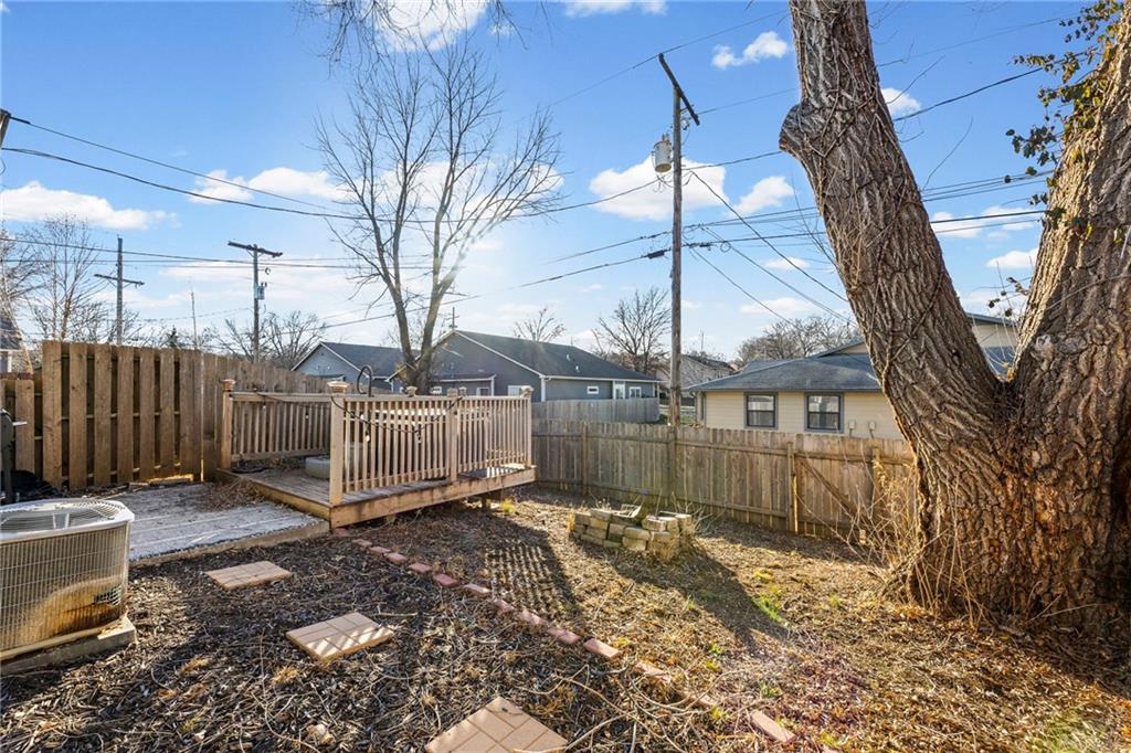 333 Florida Street Lawrence, KS 66044 - Photo 25 of 29