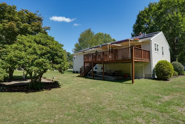 $4,000 | 6 Fairfax Street, Burlington, MA 01803