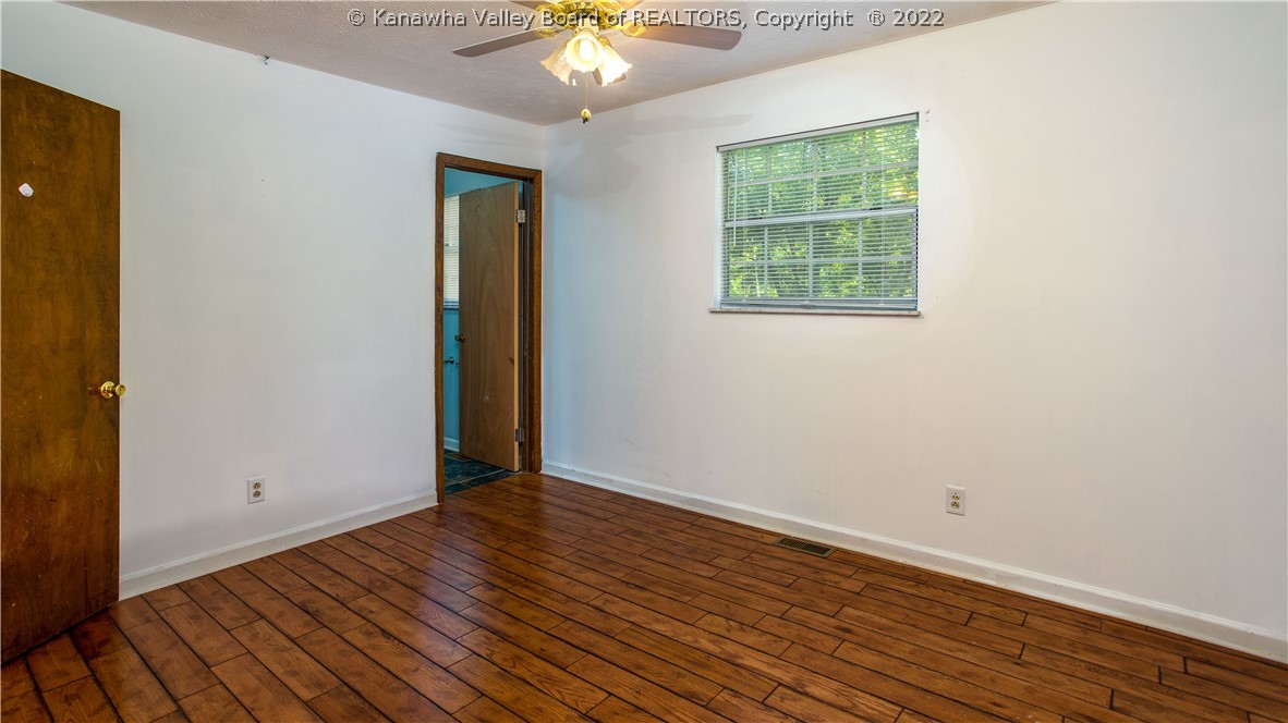5002 Ridgemont Heights Lavalette, WV 25535 - Photo 25 of 33 Gallery Image 25