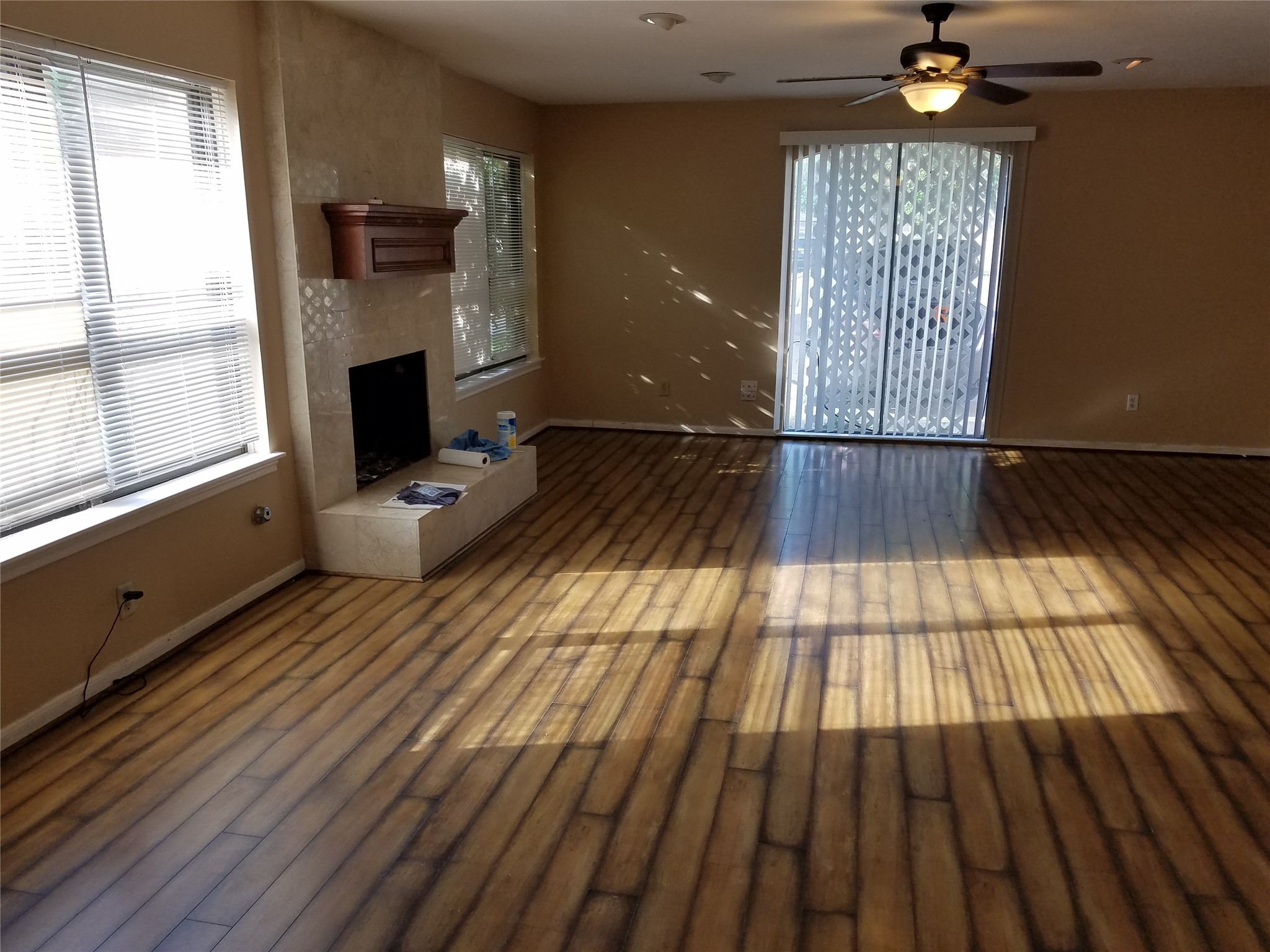 15526 Rio Plaza Drive Houston, TX 77083 - Photo 12 of 36