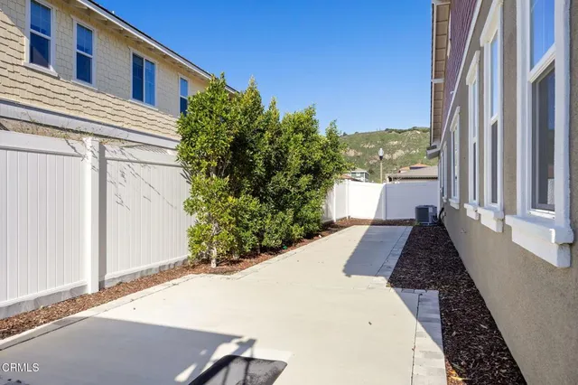 $899,000 | 390 Rose Street, Fillmore, CA 93015