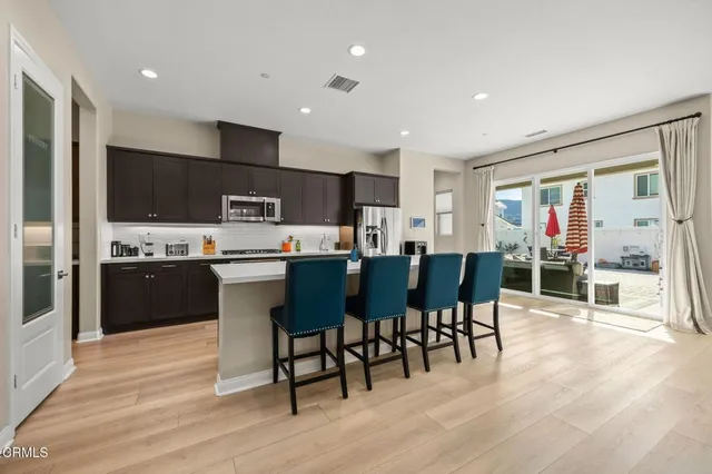 $899,000 | 390 Rose Street, Fillmore, CA 93015