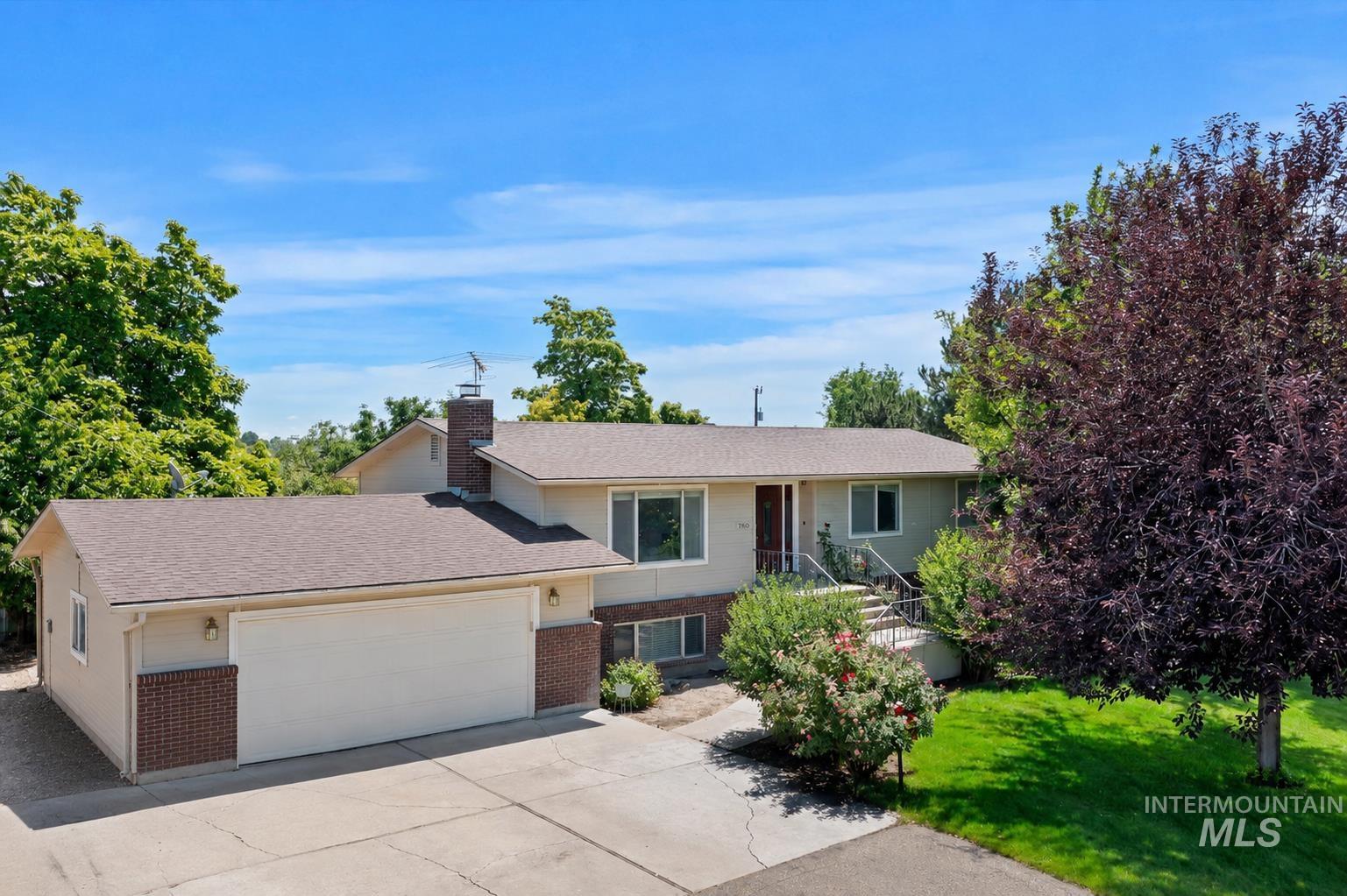 25150 Geri Lane Caldwell, ID 83607 - Photo 3 of 40