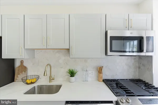 $239,900 | 40 Hillvale Road, Baltimore, MD 21229